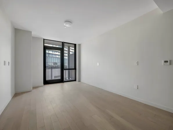 131-02 A 40th Road image 16 of 42