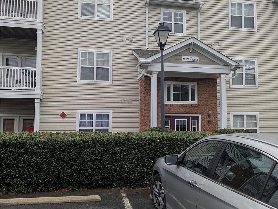 1st image of 10670 Hill Point Ct Unit 10670
