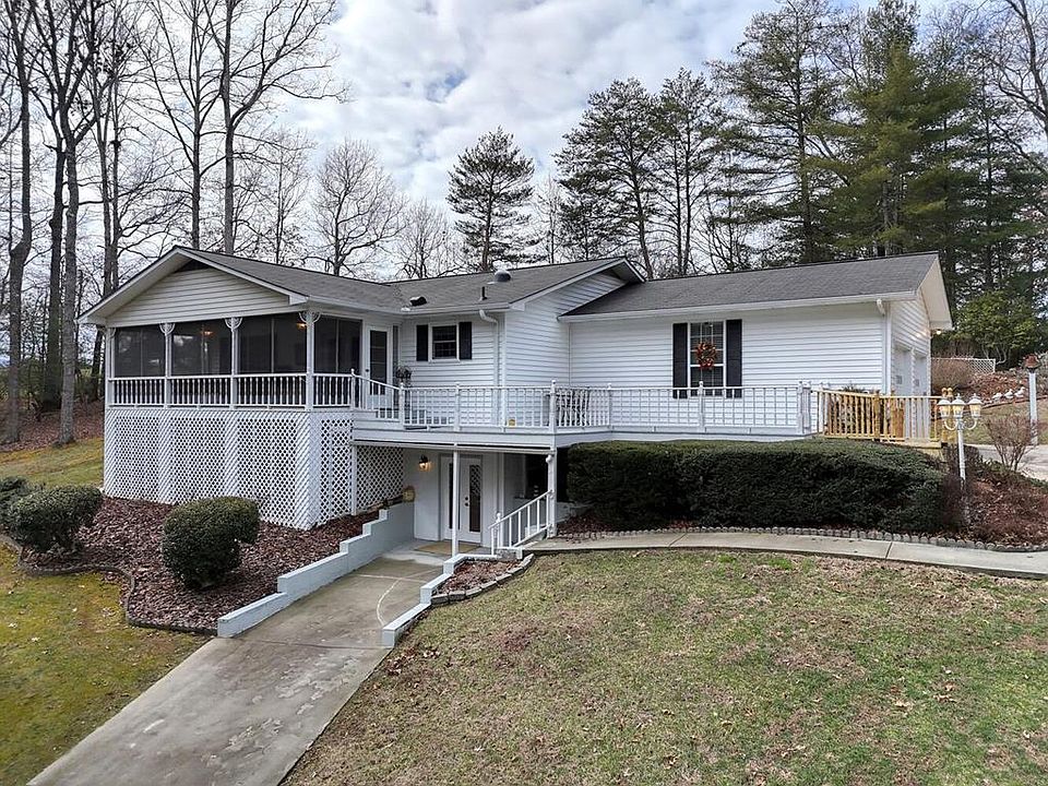 1st image of 970 Wesley Mountain Dr