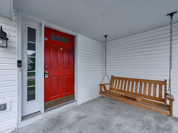 4th image of 8690 Kirkland Dr
