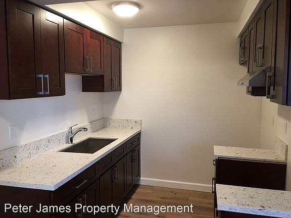 3rd image of 6324 Pickering Ave