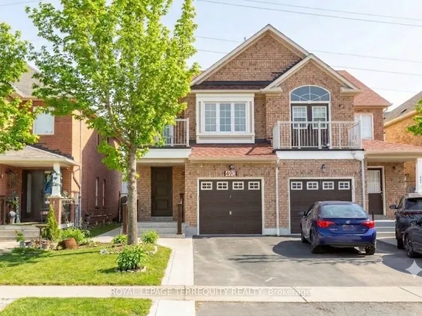 490 Orange Walk Cres, Mississauga, ON L5R 0A5