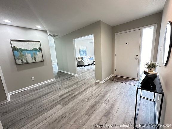 4th image of 1613 Banbury Dr