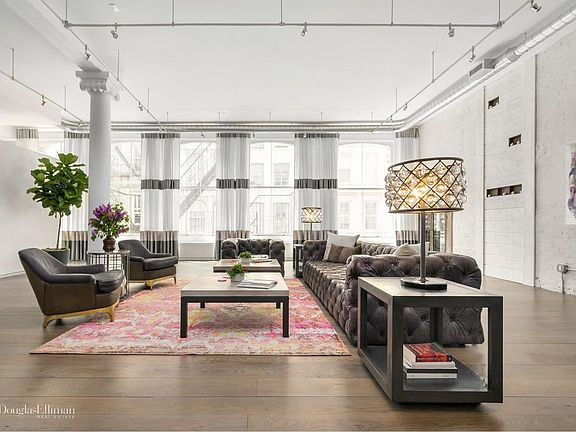 3rd image of 88 Franklin St #3
