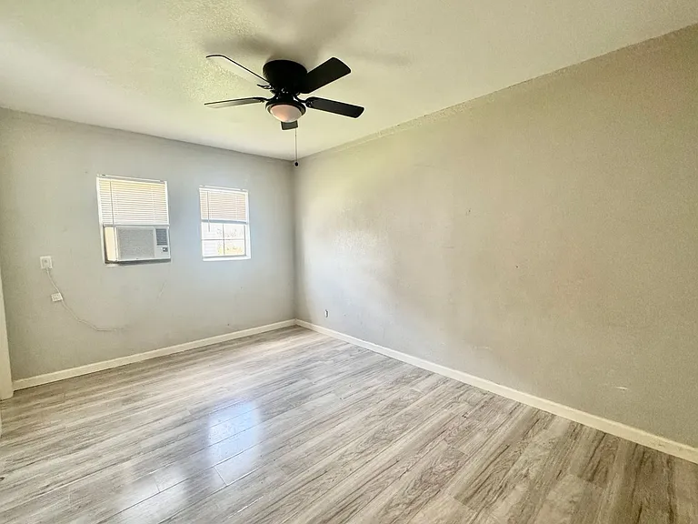 6702 Fulton St #8 — Photo 6