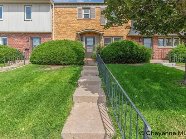 104 W 29th St, Cheyenne, WY 82001