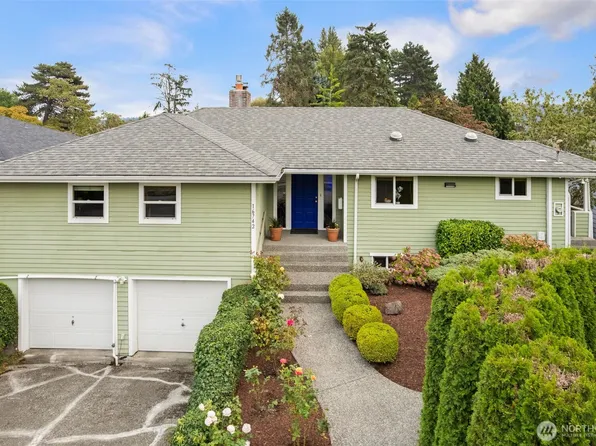 16742 45th Avenue NE, Lake Forest Park, WA 98155