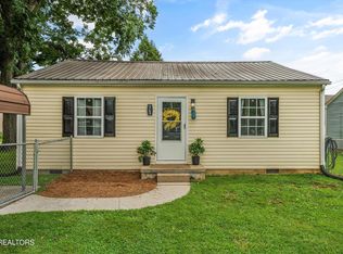 569 Monroe St, Madisonville, TN 37354
