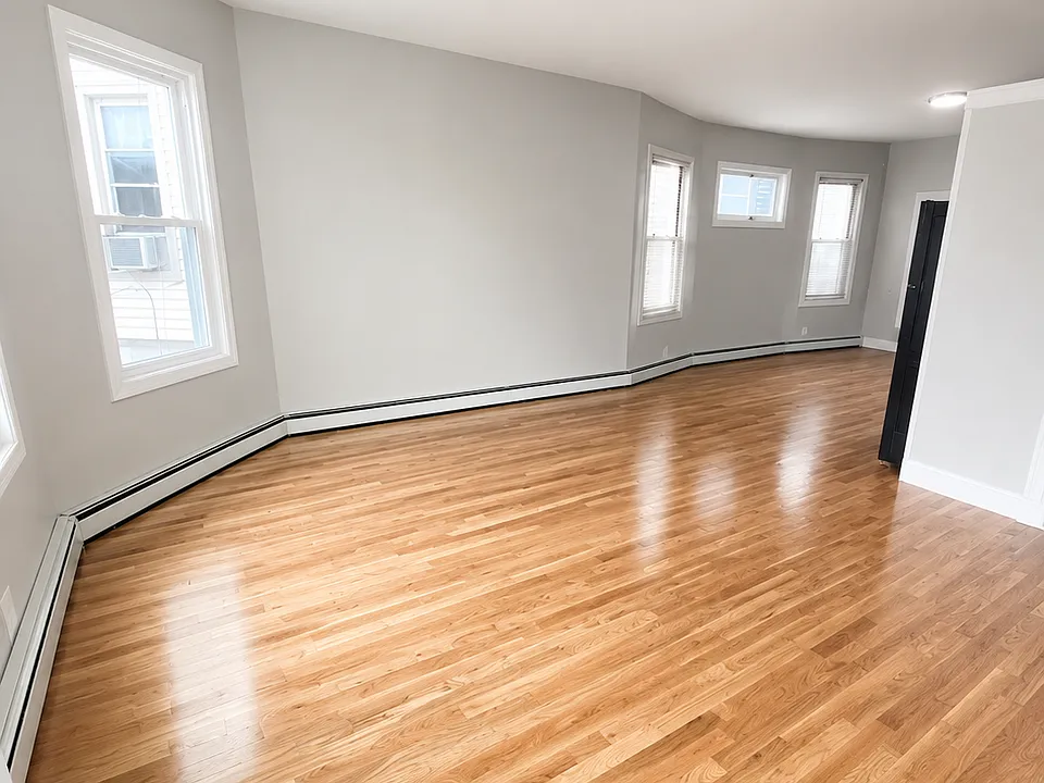 180 N 12th St #2