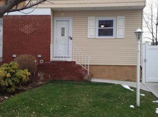 13 Harvey Ave, Staten Island, NY 10314