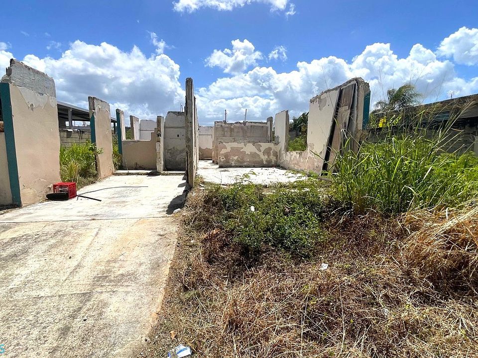 1st image of 0 Hatillo Urb Corales De Hatillo