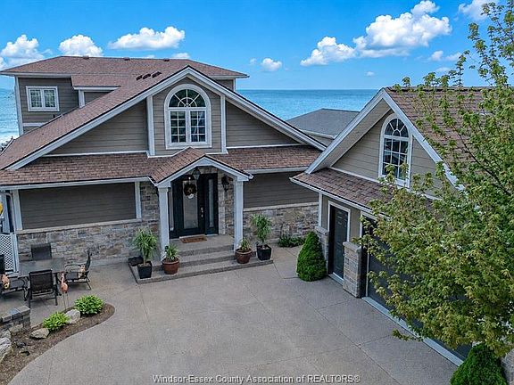 3rd image of 1472 Caille Ave