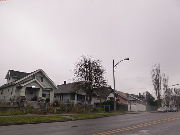 2nd image of 2343 S J St
