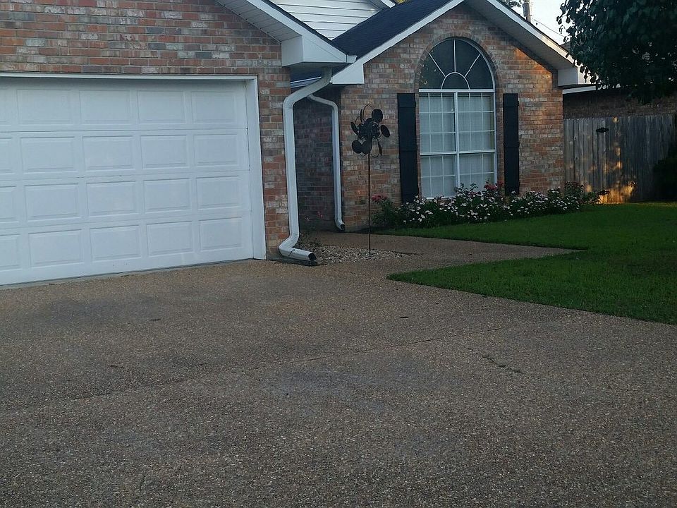 1st image of 6014 Cambridge Dr