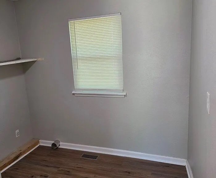 408 NE Westwind Dr #B — Photo 11