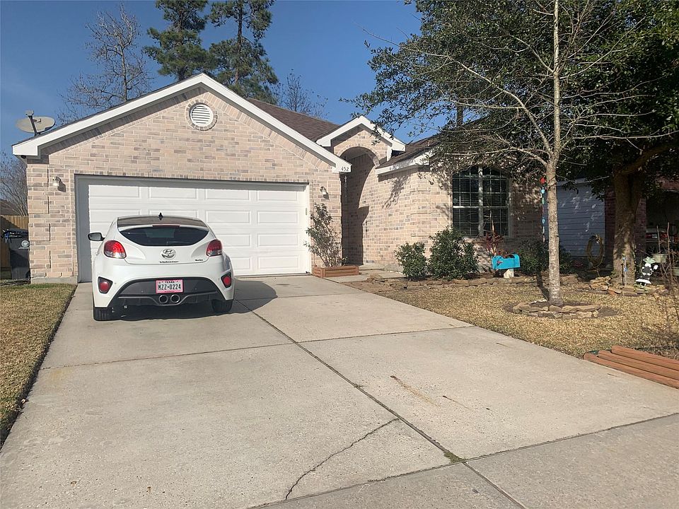 2nd image of 452 Mystic Glen Loop