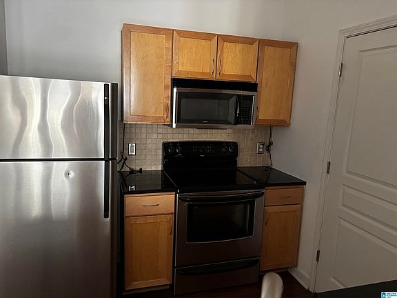 3rd image of 401 20th St S Unit 216