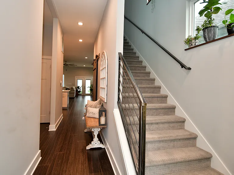 1426 Olive St — Photo 9