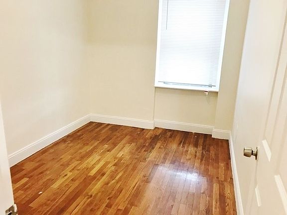 3rd image of 2168 35th St APT 4A