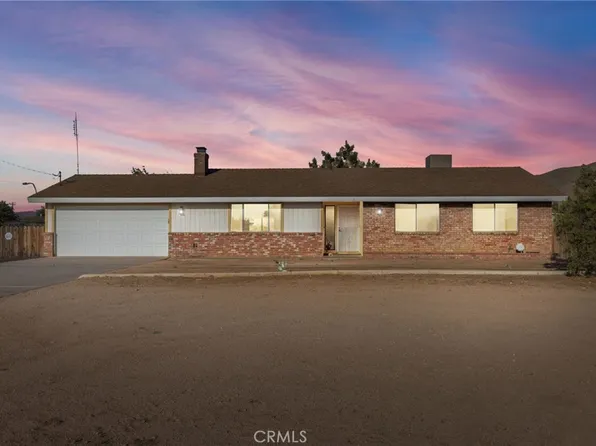 9393 Juniper Rd, Apple Valley, CA 92308