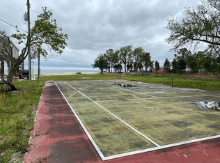 899 W Beach Blvd, Long Beach, MS 39560
