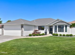 5507 Castle Mountain Ct, Yakima, WA