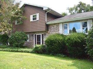 126 Dave St, New Brighton, PA 15066