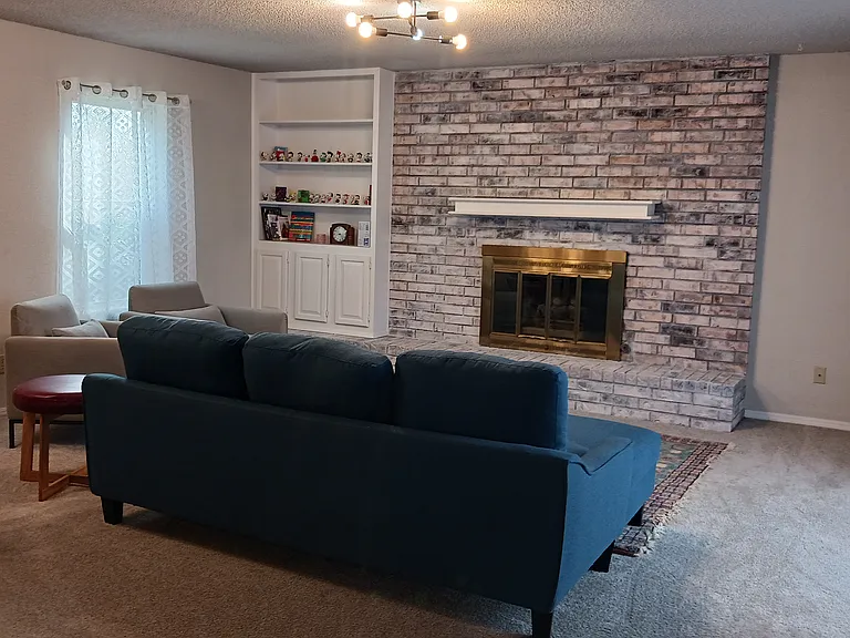 3100 Ridgecrest Ct — Photo 2