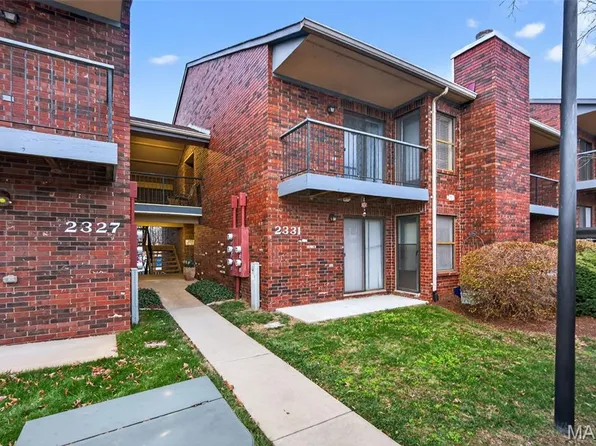 2331 Kratky Rd APT E, Saint Louis, MO 63114