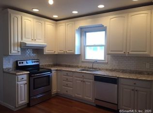 23 Seaview Ave APT 3, Norwalk, CT 06855