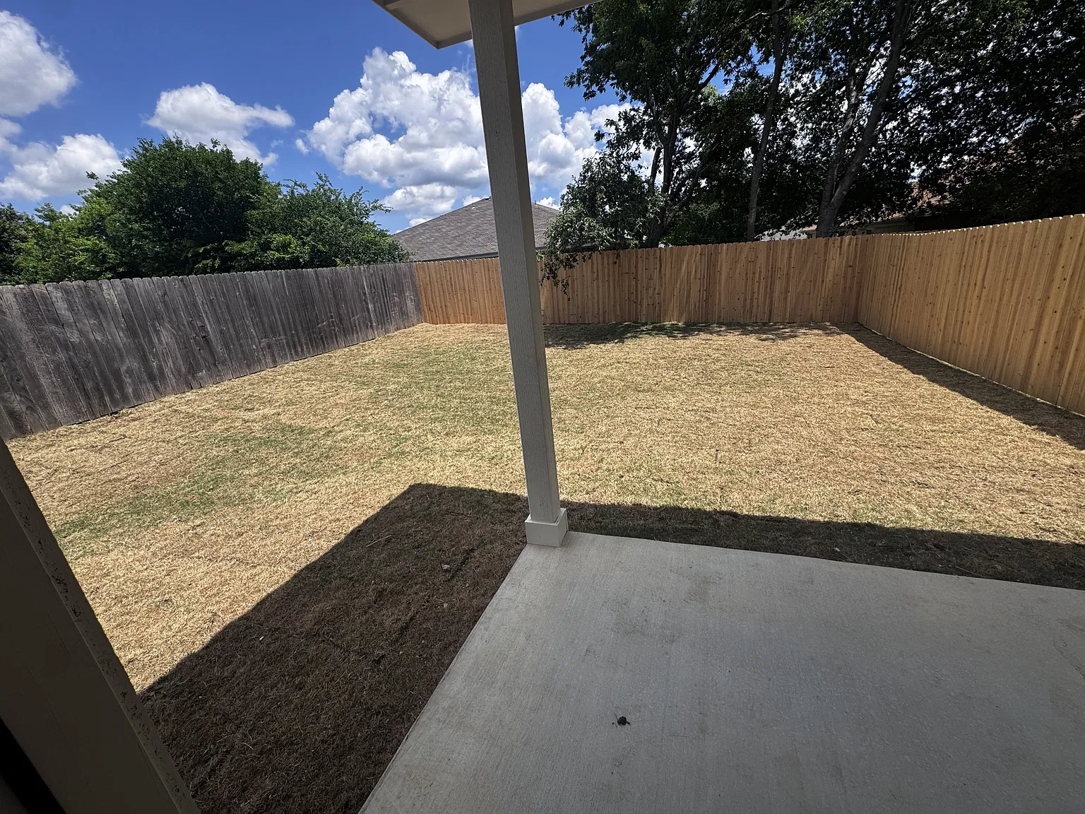 209 Elbert Lane - A — Photo 3