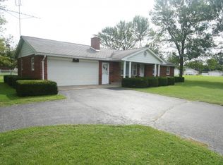 408 N Walnut St, Strasburg, IL 62465