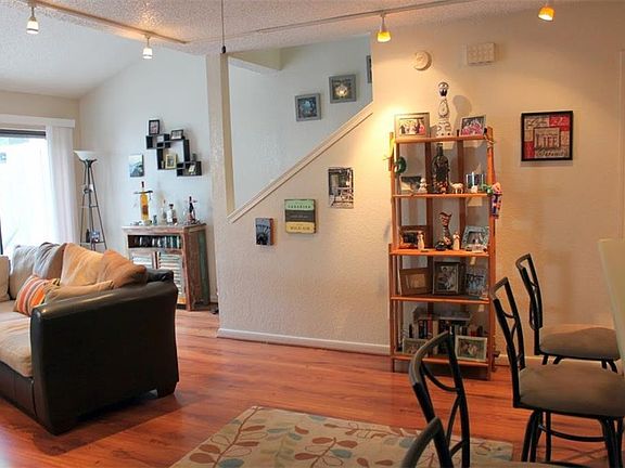 4th image of 2506 Thornton Rd #B