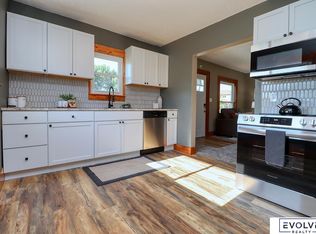1712 Ella St, Beatrice, NE 68310