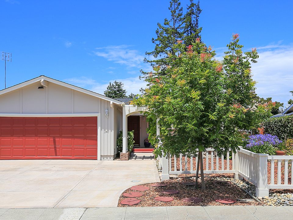1st image of 830 San Pablo Dr