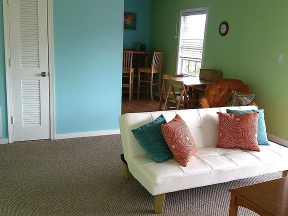 3rd image of 145 E Colonial Ct APT C