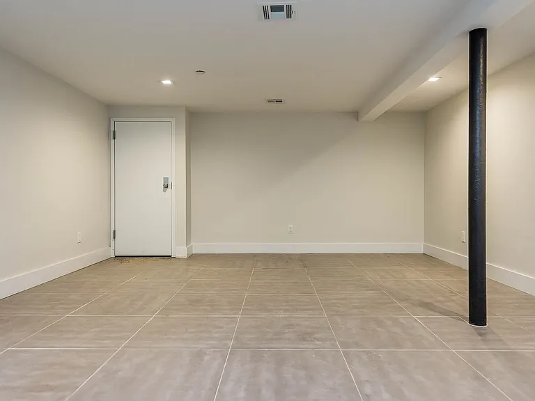 316 Patchen Ave #1L — Photo 3