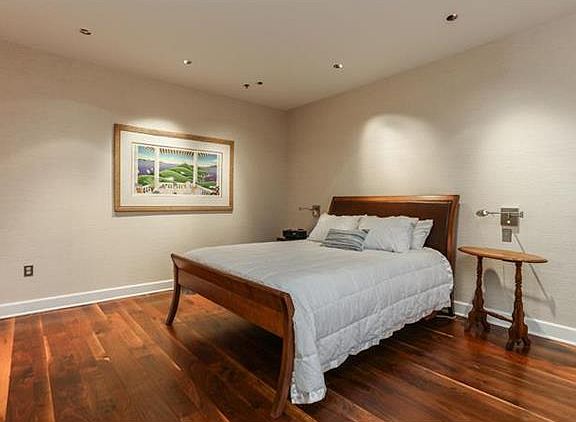 5th image of 5401 Brookside Blvd APT 601