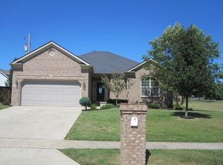 104 Lebeau Dr, Nicholasville, KY 40356