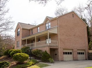 171 Vanderbilt Dr, Pittsburgh, PA