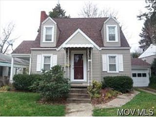 5th image of 1015 Emerson Ave