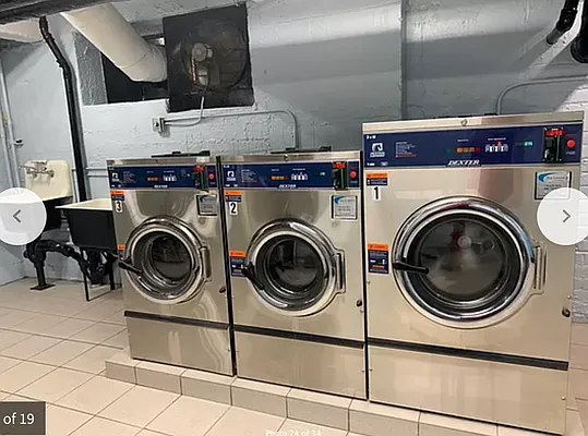 Sold by REINA PROPERTY GROUP CORP | media 52