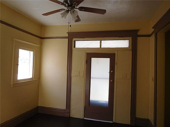 3rd image of 1016 Noble St