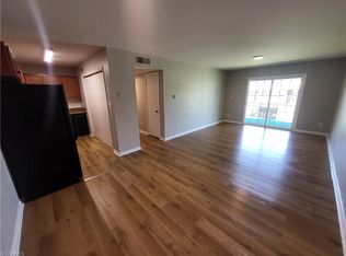 2819 N Ohenry Blvd APT H, Greensboro, NC 27405