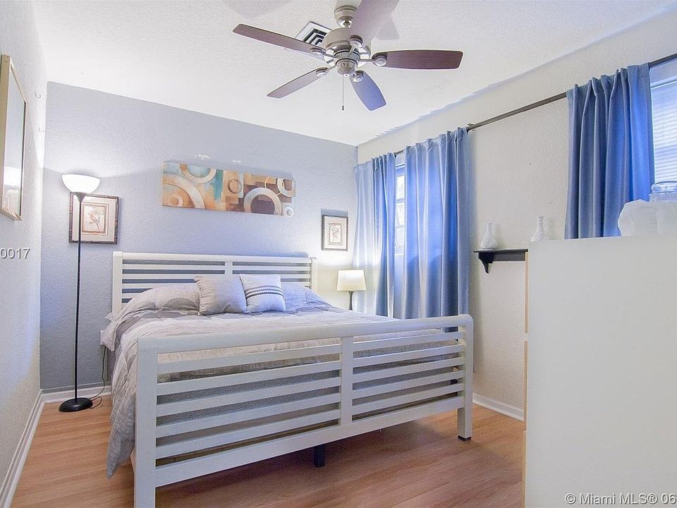 1st image of 4740 SW 25th Ter