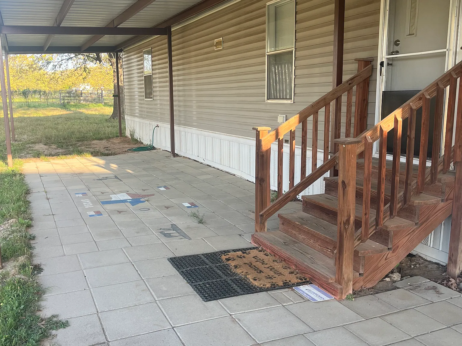 7370 Goodman Ln — Photo 3