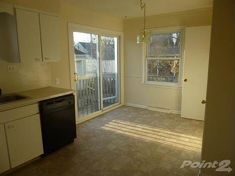 4th image of 1207 Share Ave