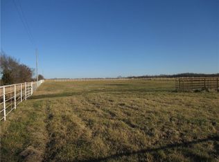 E 570 Rd, Rose, OK 74364