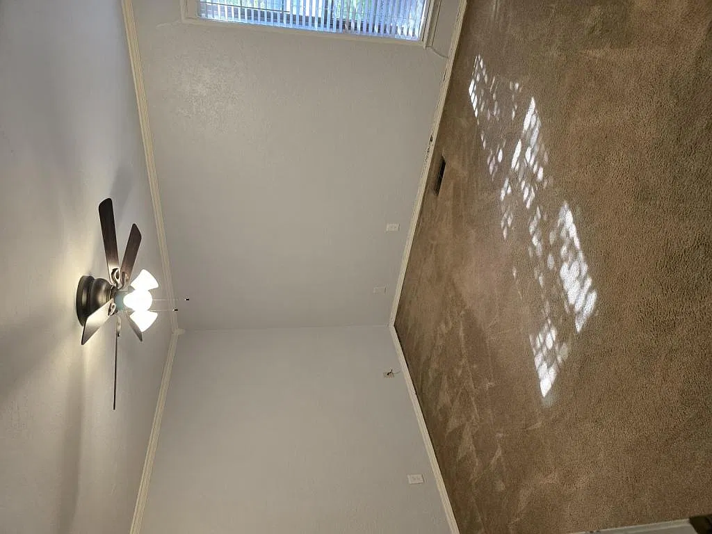 11907 N. Mustang Rd. — Photo 2