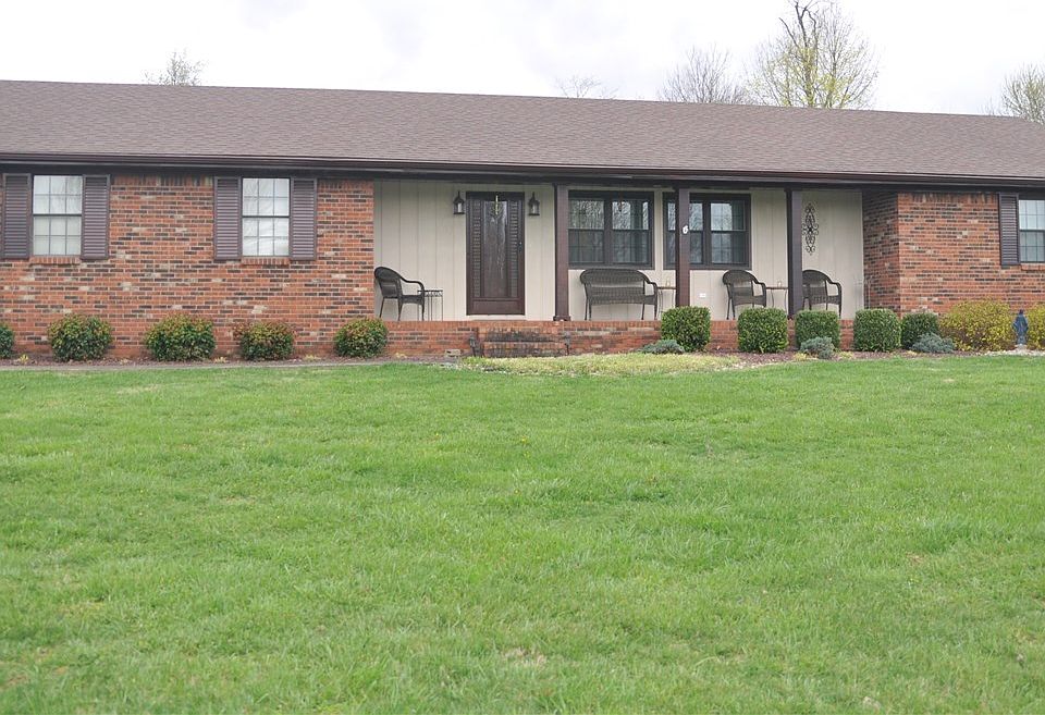 1st image of 467 Lombardy Dr